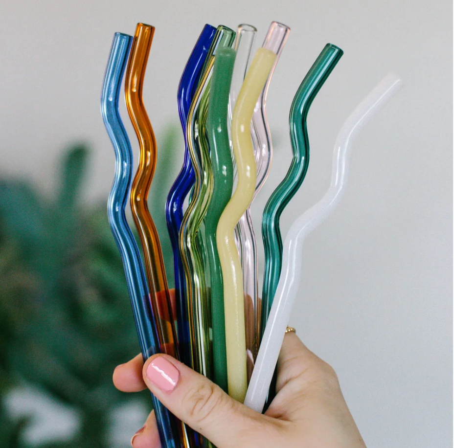 Wavy Glass Straw – Reusable 8mm Curved Design in 15 Colours