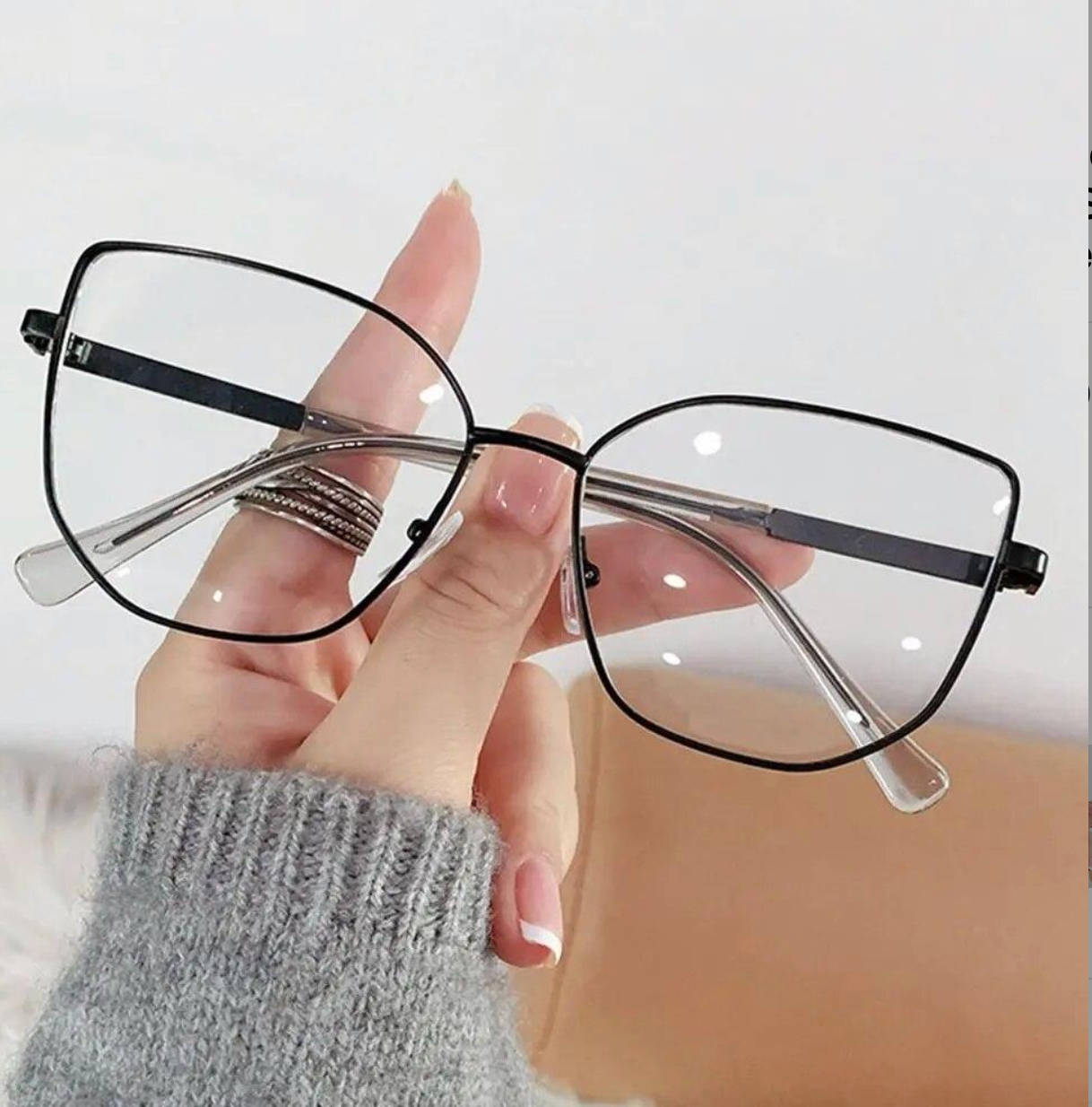 Fashion Blue Light Blocking Eyeglasses — Anti Screen Fatigue Cat Eye Metal Frame | Multiple Colours